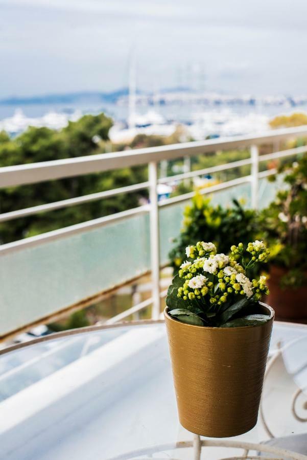 Flisvos Seafront-Marina Apartment เอเธนส์ ภายนอก รูปภาพ